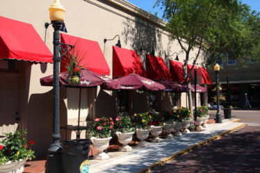 Quaint streets, shopping and restaurants await you in historic Downtown Tarpon Springs.
