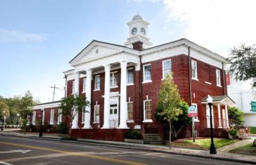 The historic Cultural Center was built in 1915 as the first City Hall.